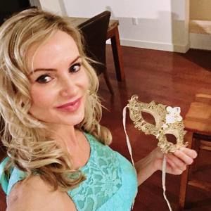 Meet your Posher, Jen